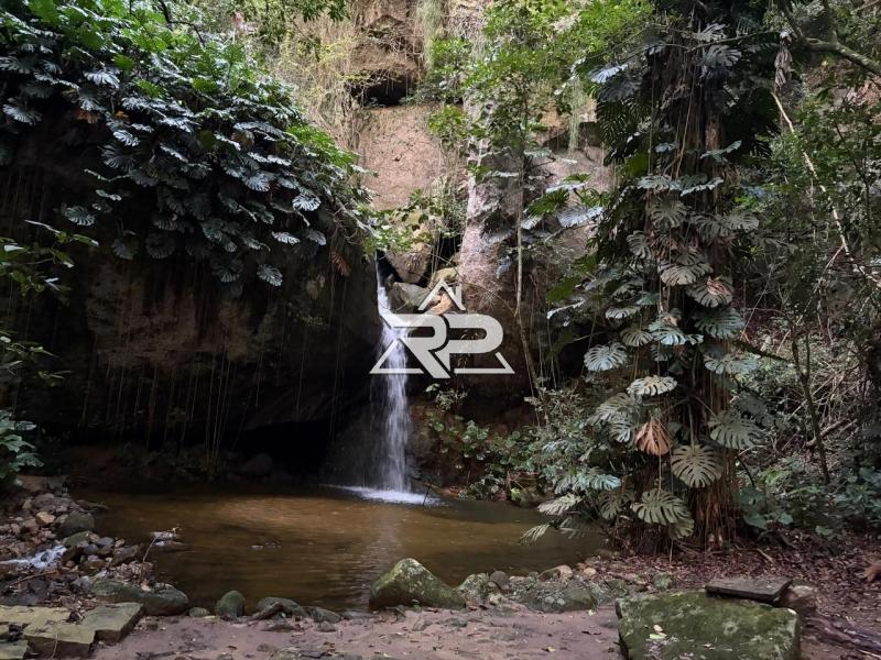 Comprar Apartamento em Samambaia, Petrópolis/RJ - Renata Pereira Corretora