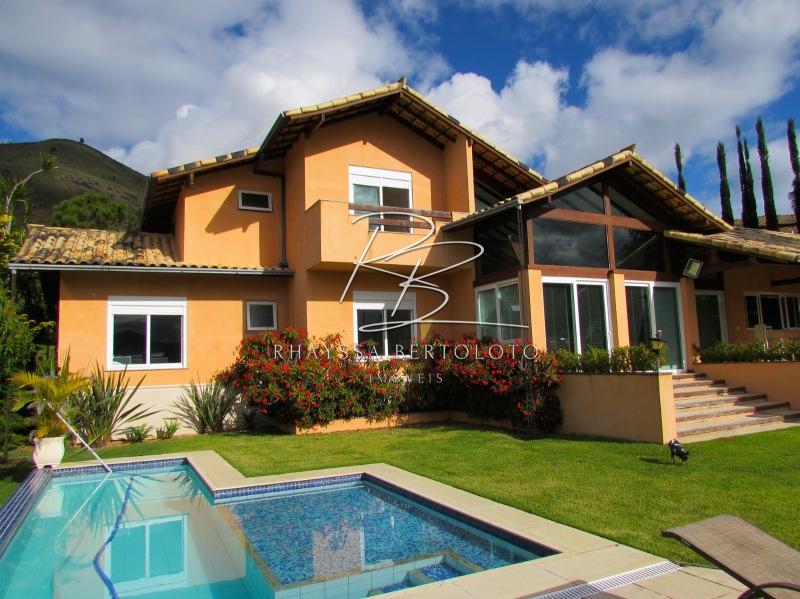 Casa à venda em Nogueira, Petrópolis - RJ