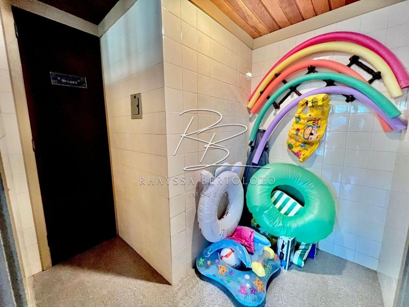 Comprar Casa em Itaipava, Petrópolis/RJ - Rhayssa Bertoloto Imóveis