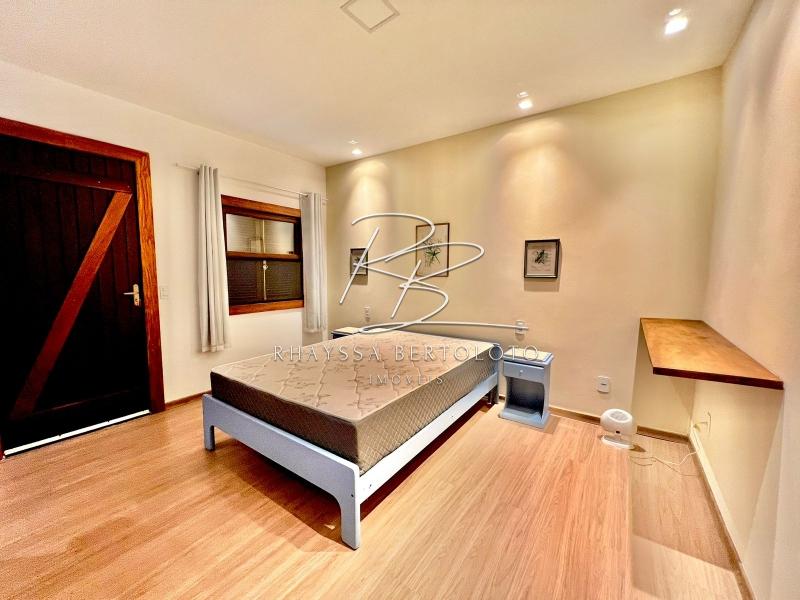 Comprar Casa em Itaipava, Petrópolis/RJ - Rhayssa Bertoloto Imóveis