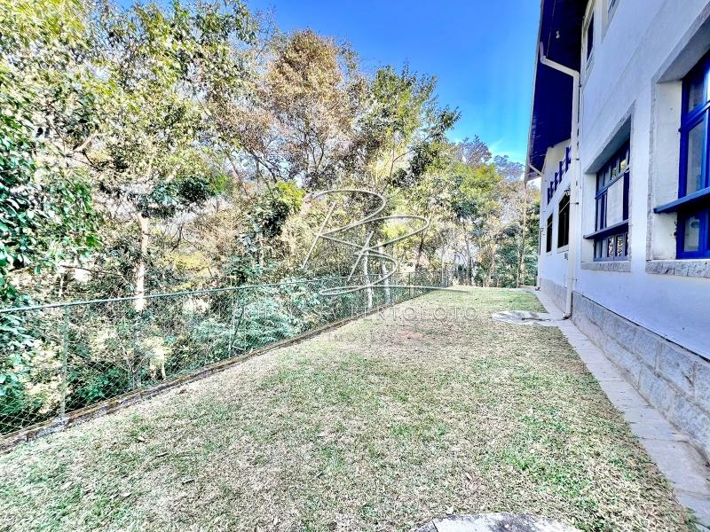 Comprar Casa em Itaipava, Petrópolis/RJ - Rhayssa Bertoloto Imóveis