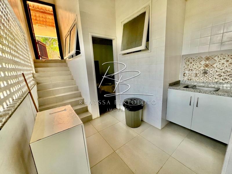 Comprar Casa em Itaipava, Petrópolis/RJ - Rhayssa Bertoloto Imóveis