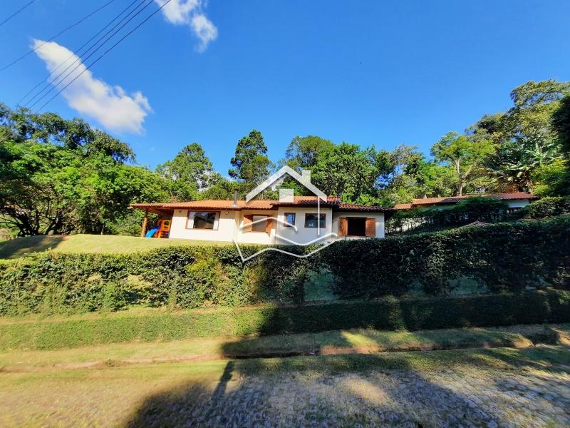 Casa à venda em Itaipava, Petrópolis - RJ