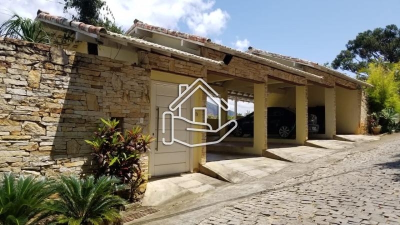 Casa à venda em Itaipava, Petrópolis - RJ - Foto 1