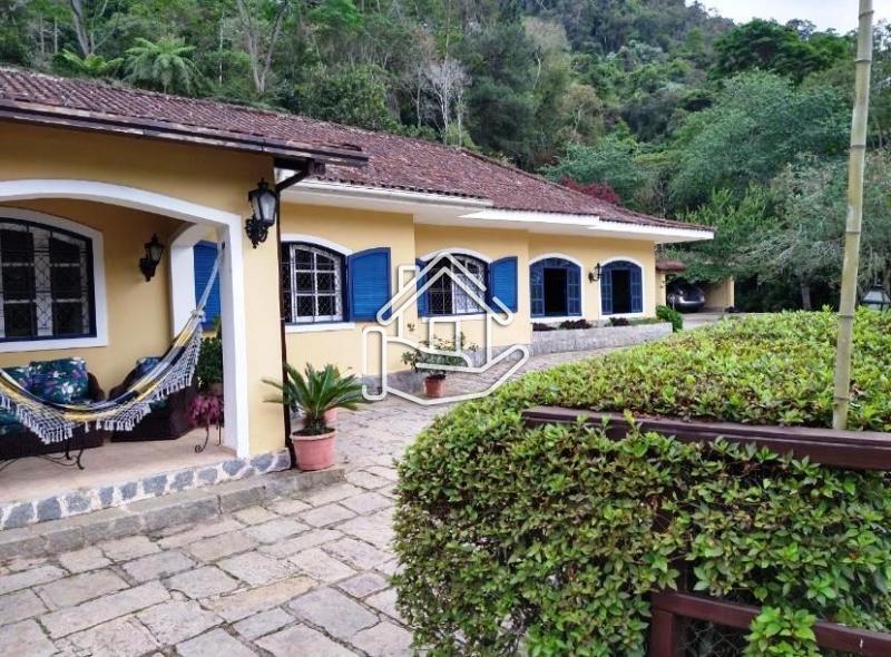 Casa à venda em Araras, Petrópolis - RJ - Foto 1
