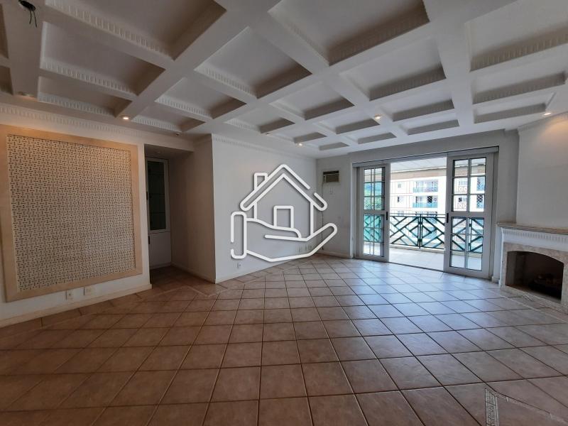 Apartamento à venda em Itaipava, Petrópolis - RJ