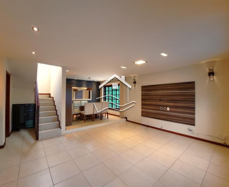 Casa em Pedro do Rio - Petrpolis/  - 3 Quartos