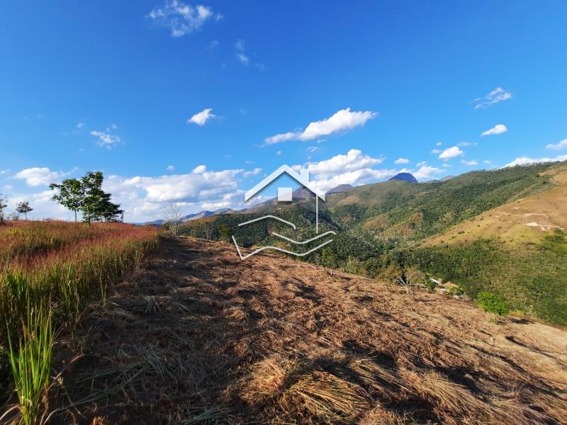 Terreno Residencial à venda em Pedro do Rio, Petrópolis - RJ