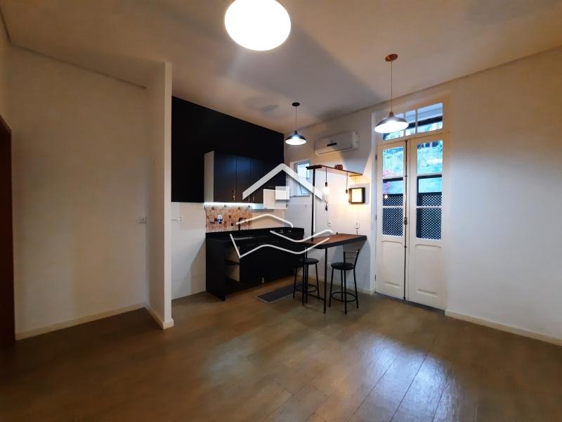Apartamento à venda em Nogueira, Petrópolis - RJ