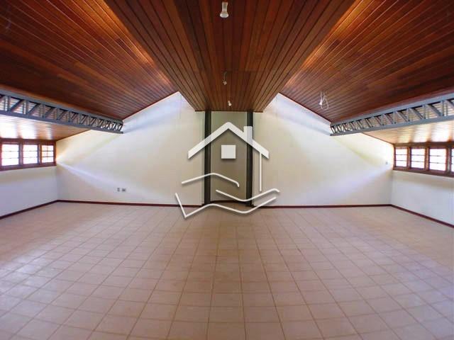 Sala à venda em Itaipava, Petrópolis - RJ
