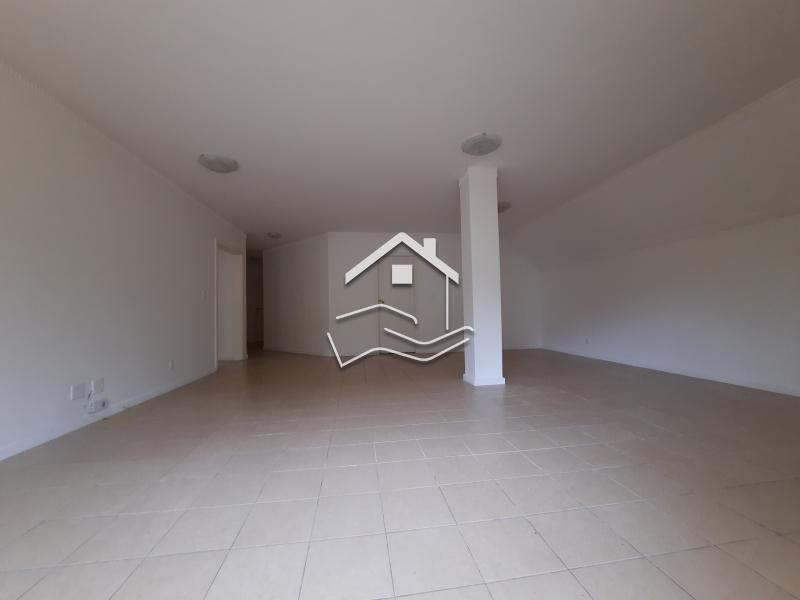 Apartamento para alugar em Itaipava, Petrópolis - RJ