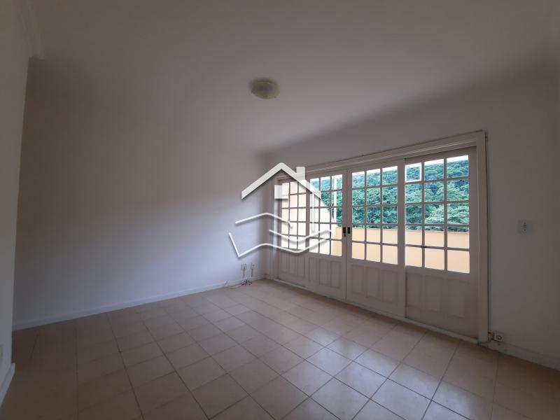 Apartamento para Alugar em Itaipava, Petrópolis - RJ - Foto 12