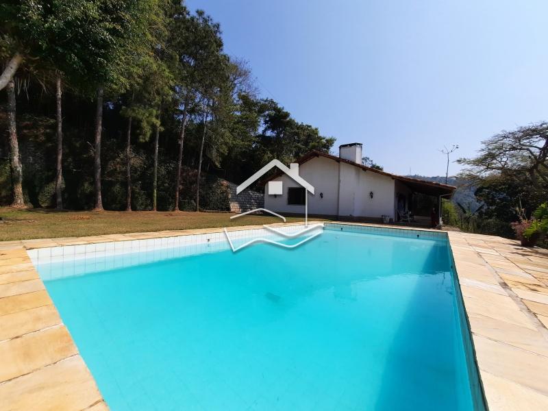 Casa à venda em Nogueira, Petrópolis - RJ