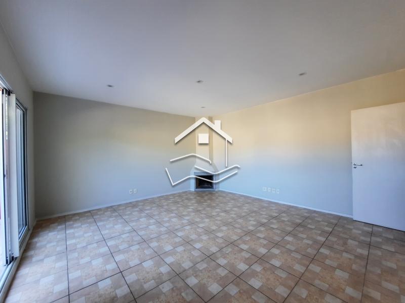 Apartamento para Alugar em Itaipava, Petrópolis - RJ - Foto 23