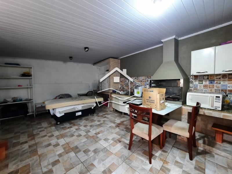 Kitnet em Bonsucesso - Petrpolis/  - 1 Quartos