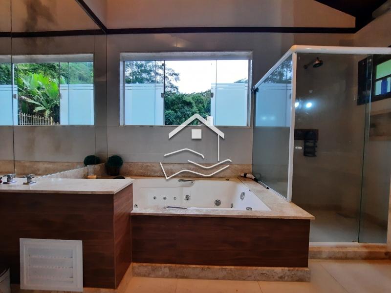 Casa para Alugar em Itaipava, Petrópolis - RJ - Foto 16