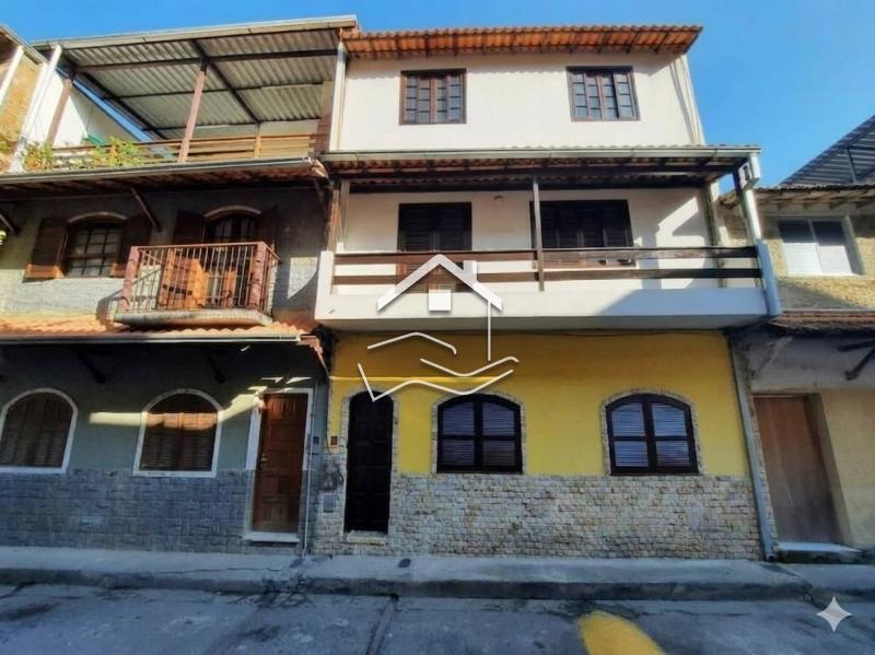 Casa para alugar em Cascatinha, Petrópolis - RJ