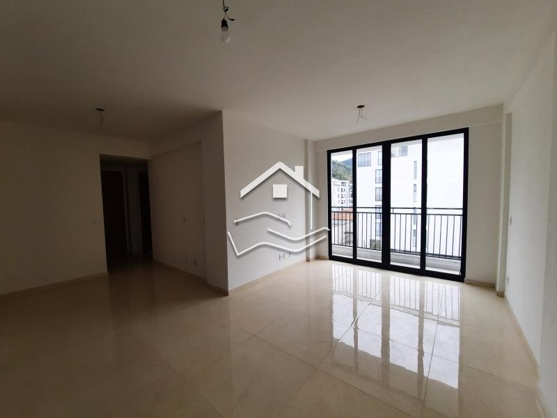 Apartamento para alugar em Corrêas, Petrópolis - RJ