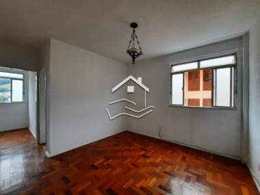 [501] Apartamento em Bingen, Petrópolis/RJ