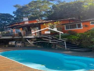 [699] Casa em Araras, Petrópolis/RJ