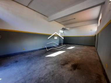 [742] Loja em Corrêas, Petrópolis/RJ