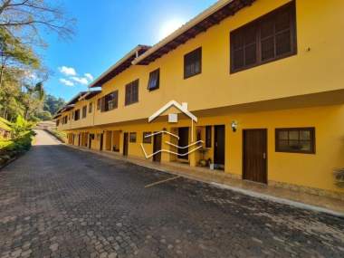 [839] Apartamento em Nogueira, Petrópolis/RJ