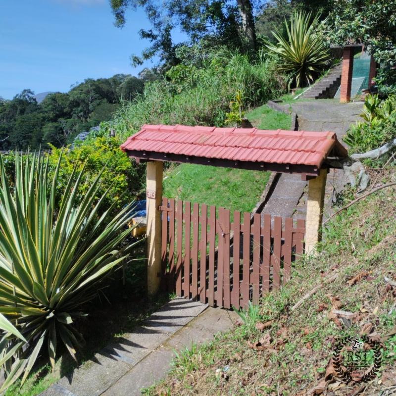 Casa à venda em Mosela, Petrópolis - RJ - Foto 1