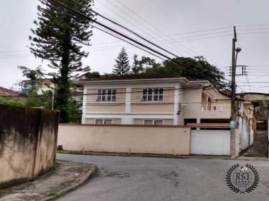 Casa em Valparaíso, Petrópolis/RJ