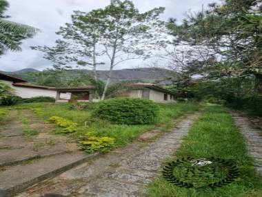 Casa em Samambaia, Petrópolis/RJ