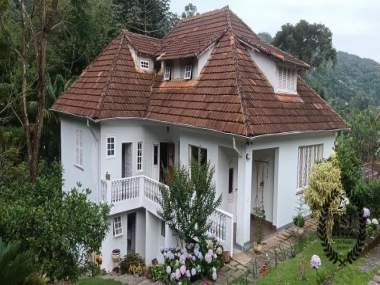 Casa em Mosela, Petrópolis/RJ