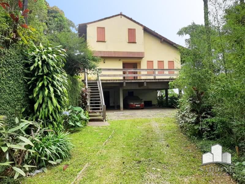 Casa em Independência - Petrópolis/RJ  - 3 Dormitórios
