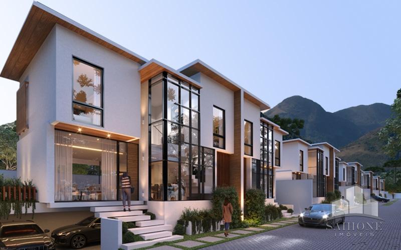 Casa em Valparaíso - Petrópolis/RJ  - 3 Dormitórios