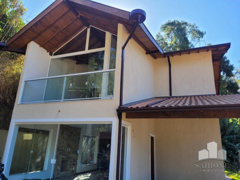Casa em Carangola - Petrópolis/RJ  - 2 Dormitórios