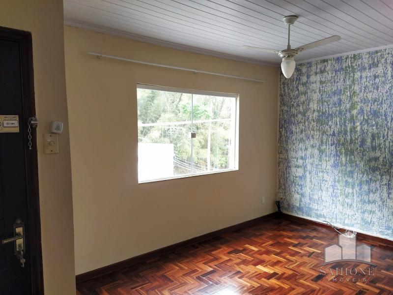 Apartamento à venda em Pedro do Rio, Petrópolis - RJ