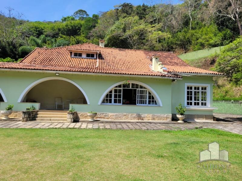 Casa à venda em Itaipava, Petrópolis - RJ