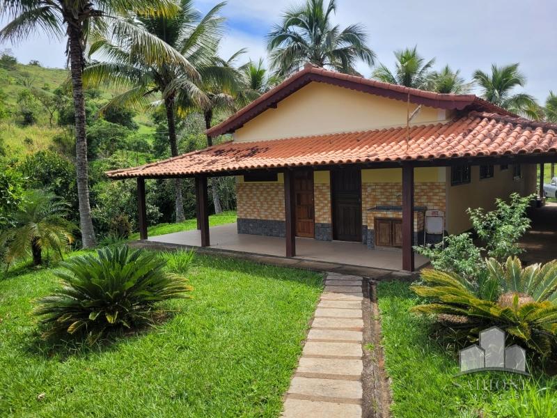 Sítio em Secretário - Paraíba do Sul/RJ  - 5 Dormitórios