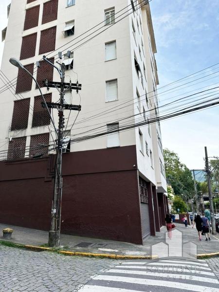 Apartamento em Centro - Petrópolis/RJ  - 2 Dormitórios