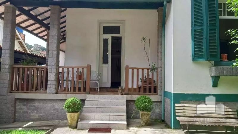 Casa em Alto da Serra - Petrópolis/RJ  - 3 Dormitórios