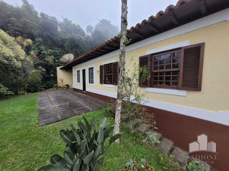 Casa em Alto da Serra - Petrópolis/RJ  - 2 Dormitórios