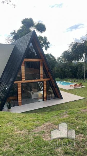 Casa em Sebollas - Paraíba do Sul/RJ  - 3 Dormitórios