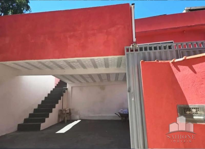 Casa em Mosela - Petrópolis/RJ  - 2 Dormitórios