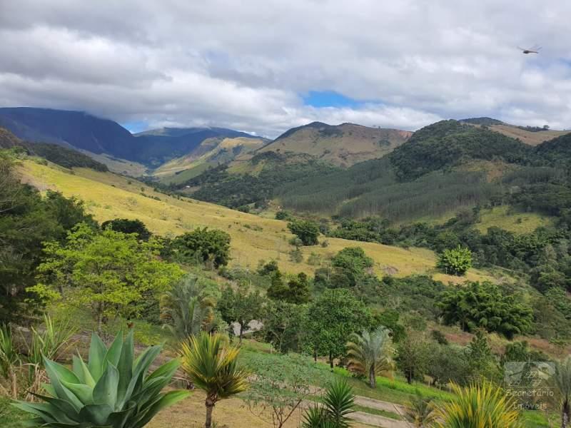 Terreno em Secretário  - Petrópolis/RJ 
