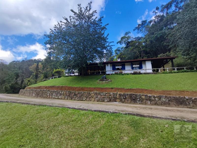 Casas e Sítios em Fazenda Inglesa - Petrópolis/RJ  - 7 Quartos