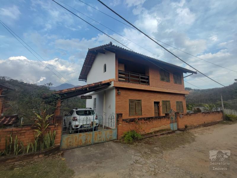 Casas e Sítios em Pedro do Rio - Petrópolis/RJ  - 4 Quartos