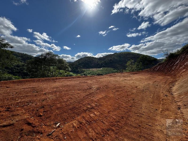 Terreno em Pedro do Rio - Petrópolis/RJ 