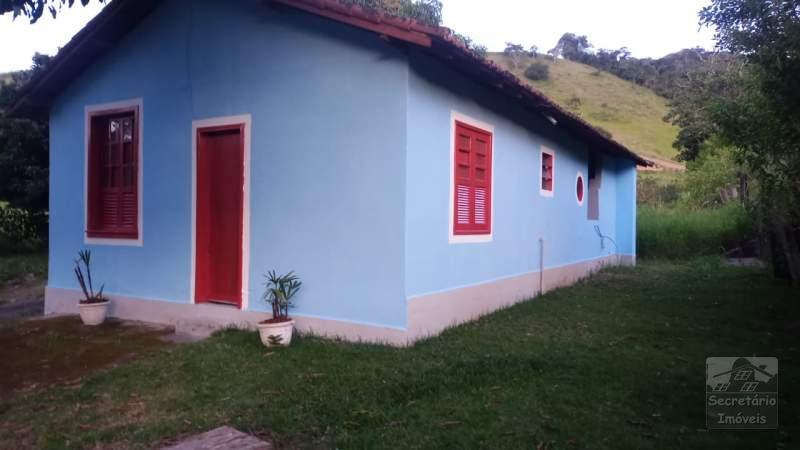 Casas e Sítios em Secretário  - Petrópolis/RJ  - 2 Quartos