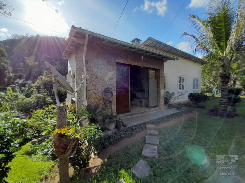 Casas e Sítios em Posse  - Petrópolis/RJ  - 4 Quartos