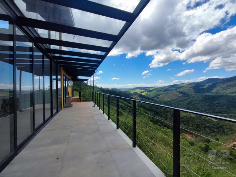 Casas e Sítios em Secretário  - Petrópolis/RJ  - 3 Quartos