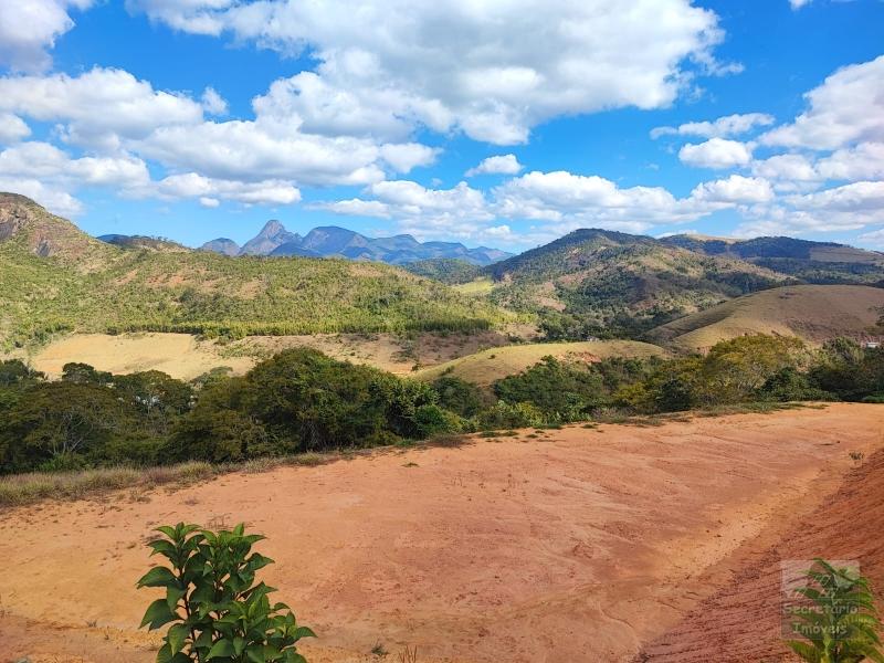 Terreno em Secretário  - Petrópolis/RJ 