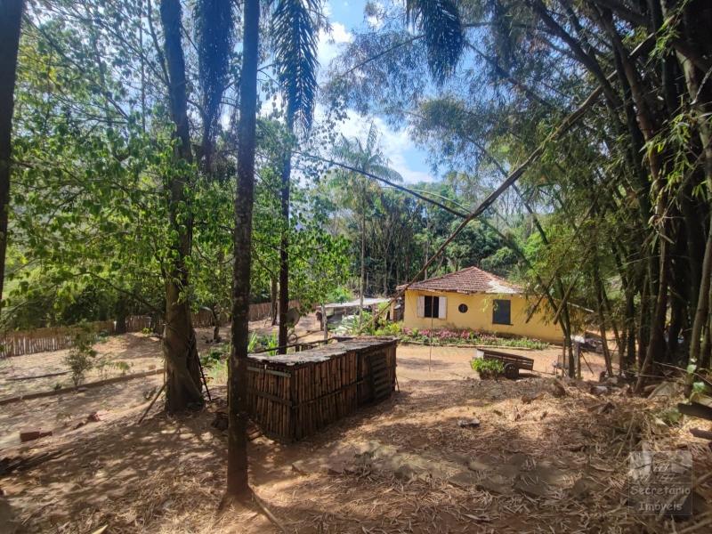 Casas e Sítios em Secretário  - Petrópolis/RJ  - 2 Quartos